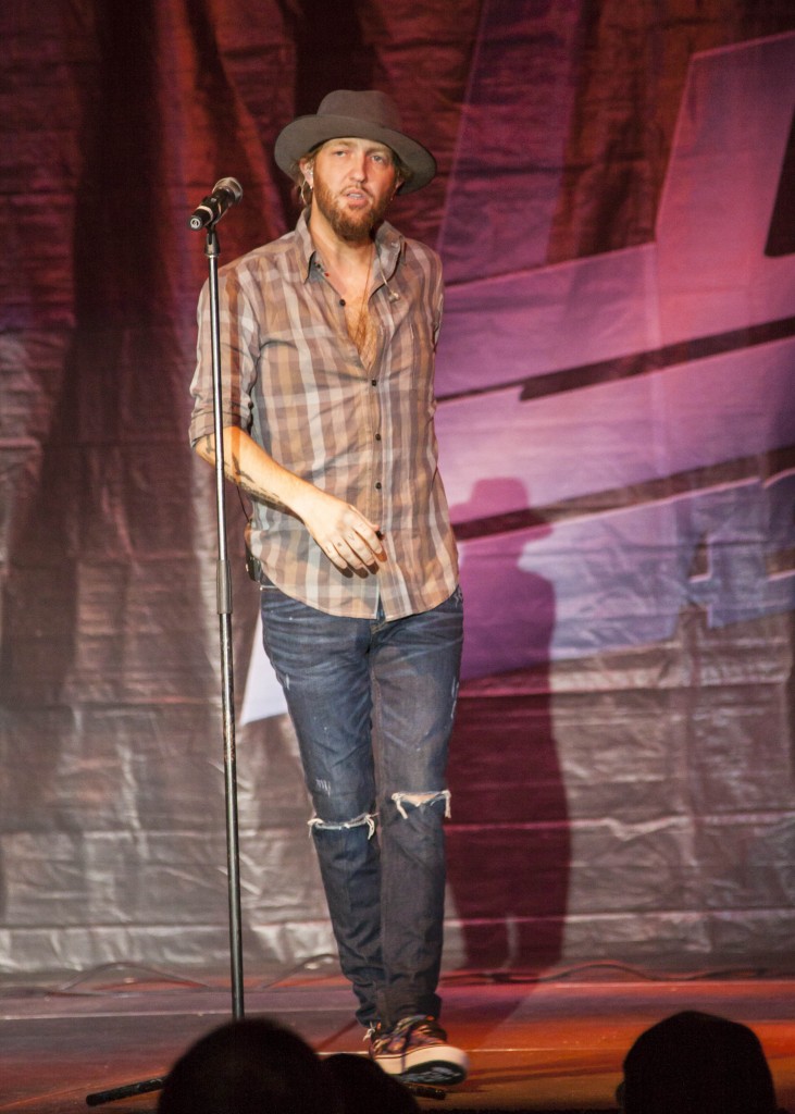LoCash Review & Gallery OnStage