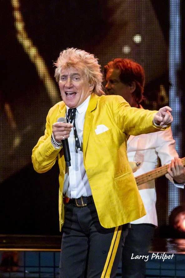 Rod Stewart 2022 Review - Onstage Magazine.com