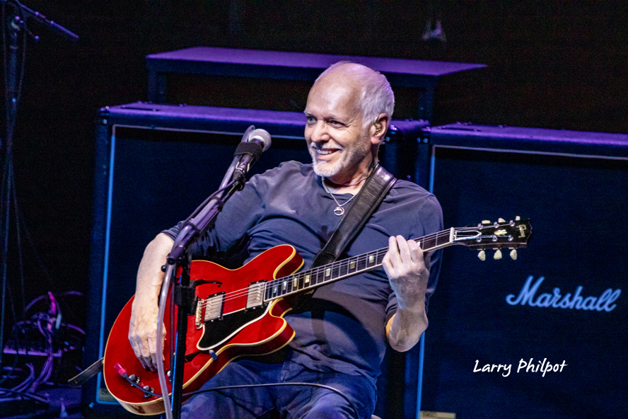 Peter Frampton Rocks the House at the PNC Pavilion in Cincinnati ...